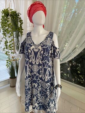 MSK Navy and White Cold-Shoulder Printed Tunic